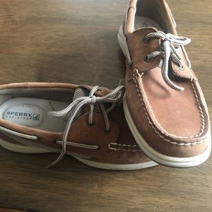 Sperry Intrepid